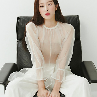 문가영 엘르 2020 8월호 고화질 화보 5장