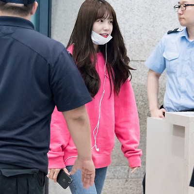 [18.09.30] 인천공항 은지 입국 직찍 by 두탕구리