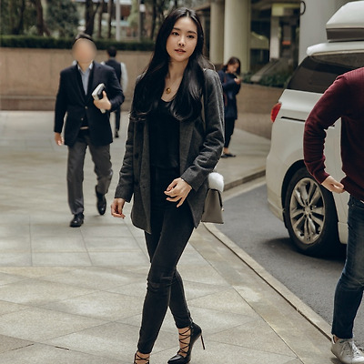 에이핑크 손나은 사만사타바사 한국 런칭 7주년 기념 행사 사진 고화질 화보 6장