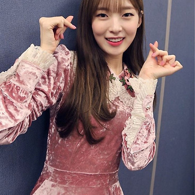 오마이걸 아린이 예쁜 사진-4 10장