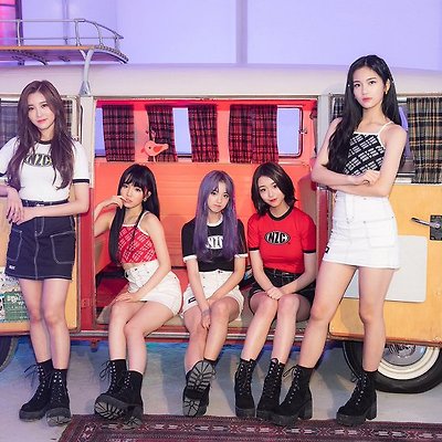 버스터즈 핑키프로미스 (Pinky Promise) 뮤비 화보-B 11장