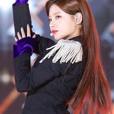 비주얼 업그레이드해도 애기 같은 에버글로우 이런