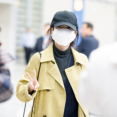 181021 아이유 인천공항 입국 직찍