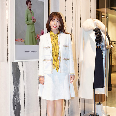박신혜 판교 현대백화점 모조에스핀 매장 방문 고화질 사진 6장