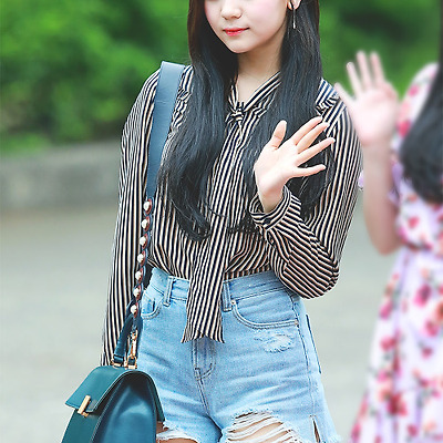 2018.05.11 뮤직뱅크 출근 엄지 Pic