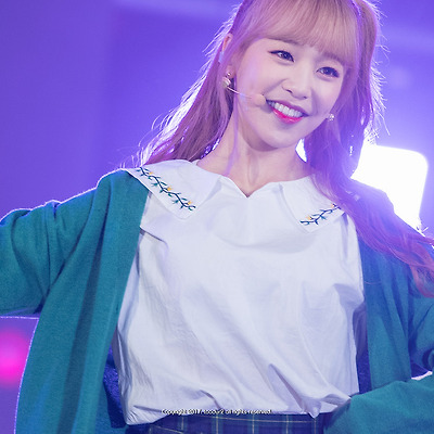 에이프릴(April), 레이첼(Rachel): 부산 원아시아 페스티벌 레전드 스테이지,더 쇼(THE SHOW) #1