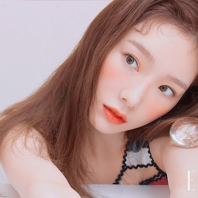 소녀시대 태연 엘르 2019 4월호 고화질 화보 4장