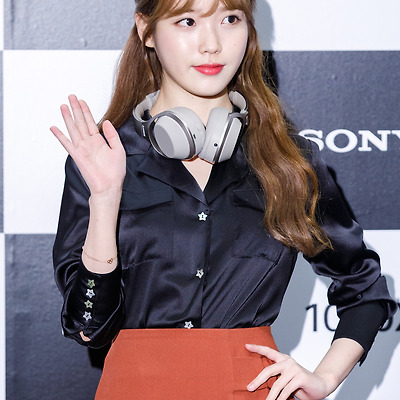 170920 소니 1000X 시리즈 런칭 행사 아이유 직찍