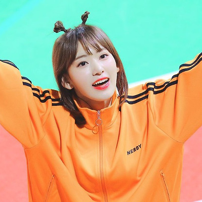 아이즈원 미야와키 사쿠라 아육대 뿔머리 고화질