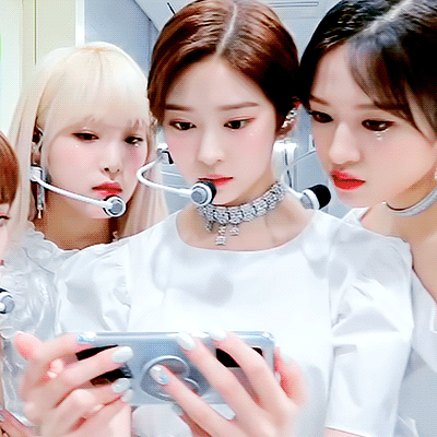 [IZ*ONE 코로나19 검사 결과] 권은비, 미야와키 사쿠라, 강혜원, 최예나, 이채연, 김채원, 김민주, 야부키 나코, 혼다 히토미, 조유리, 안유진, 장원영