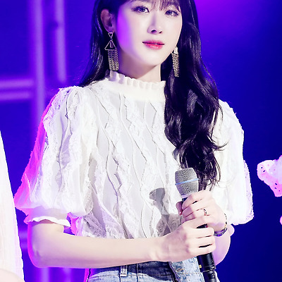 나인뮤진스 문현아 jpg
