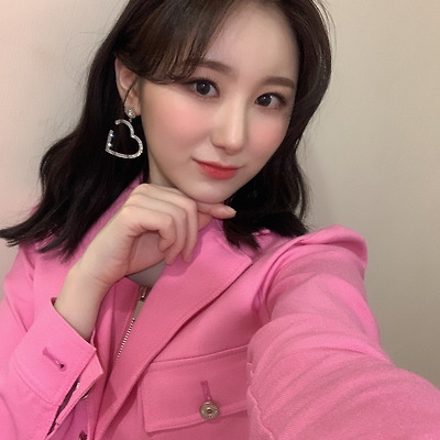 [채연] 아이즈원 정규 1집 BLOOM*IZ 활동
