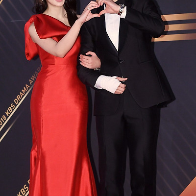 김소현 2019 KBS 연기대상  레드카펫 행사 고화질 사진 4장