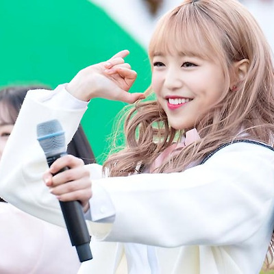 에이프릴 레이첼 고화질 무대사진 8장