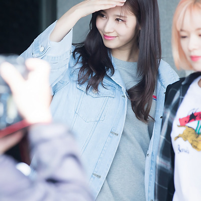 180420 뮤직뱅크 트와이스 사나 미나