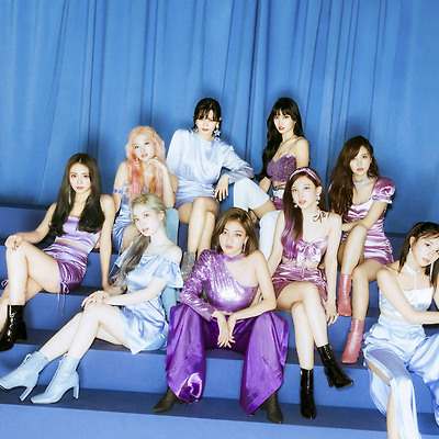 트와이스 (TWICE) 8번째 미니앨범 [Feel Special] 티저 초고화질 화보B 12장