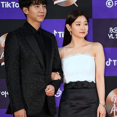 박소담 제34회 골든디스크 어워즈  레드카펫 고화질 사진 4장