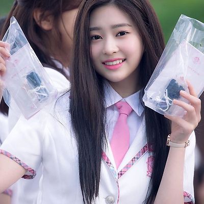 김민주 보고 가세요