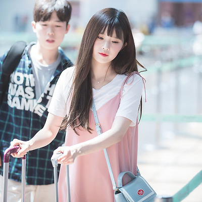 180811 인천공항 프로미스나인 하영