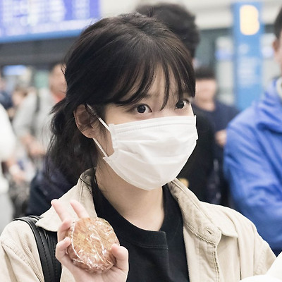 [17.10.09] 인천공항 아이유 입국 직찍 by NaDia