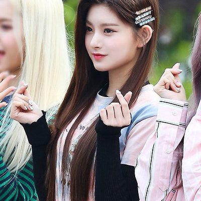 에버글로우[EVERGLOW] 이런 고화질 사진 7장