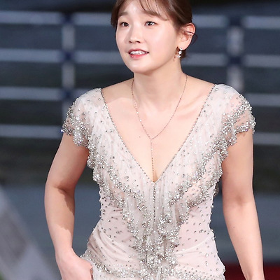 박소담 제 40회 청룡영화상 레드카펫 고화질 사진 7장