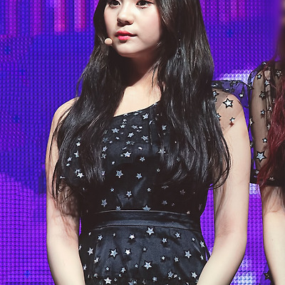 2018.04.30 "밤" 쇼케이스 엄지 Pic