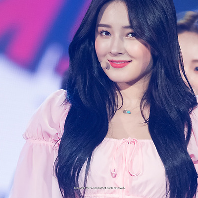 모모랜드(MOMOLAND), 낸시(NANCY): 하이 파이브 창원