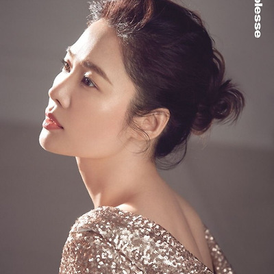 김현주, 우아함 극치의 노블레스 화보