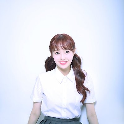 이달의소녀[LOONA] - No.10 츄 [Chuu] 고화질 사진 12장 + MV