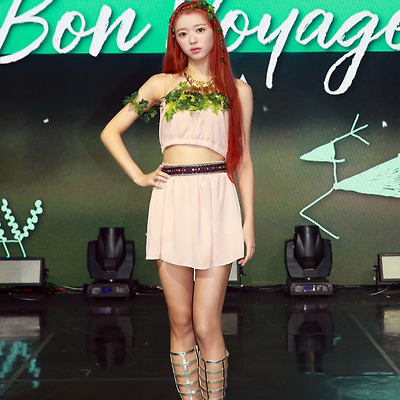 오마이걸 [OH MY GIRL] 유아 솔로 데뷔 미니앨범 Bon Voyage 쇼케이스 고화질 사진 5장