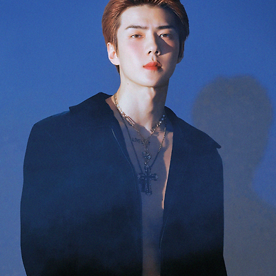 Love Shot Teaser 배경