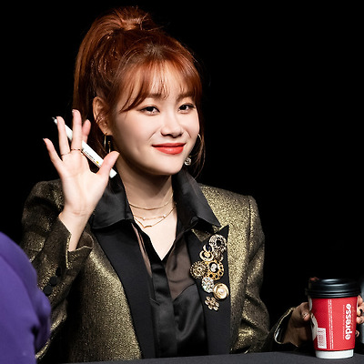 AOA 유나 고화질 사진 29장