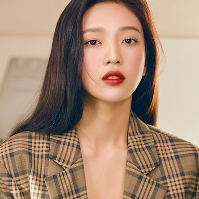 레드벨벳 조이 에스쁘아 화보