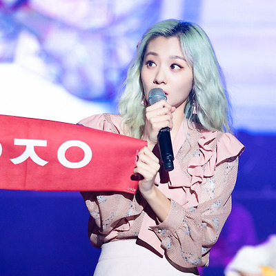 2019.10.05 아트 스테이지 소리 플러스 - 볼빨간사춘기 직찍 by ickle