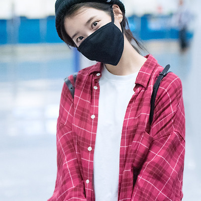 [171124] 홍콩공항 입국 아이유 직찍 by 달빛마차