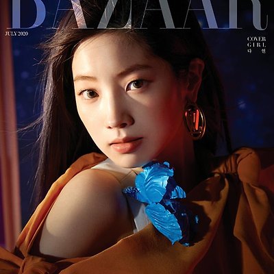 [트와이스 바자] Bazaar Korea TWICE 2020년 7월호 표지(나연, 정연, 모모, 사나, 지효, 미나, 다현, 채영, 쯔위)