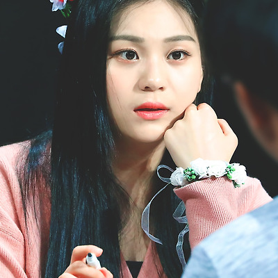 2019.04.27 포토북 팬싸인회 엄지 Pic