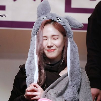 에버글로우[EVERGLOW] 미아 고화질 사진 20장