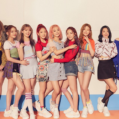 프로미스나인 첫 번째 싱글 앨범 ‘펀 팩토리(FUN FACTORY)’ 공식 초고화질 화보-A 10장
