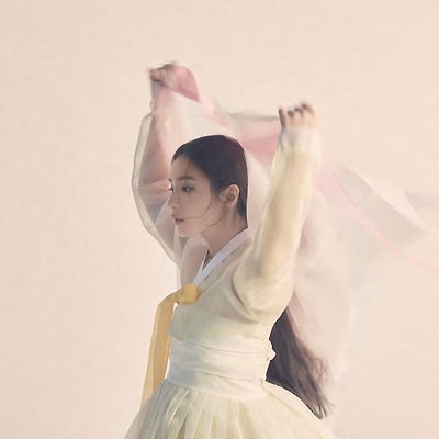 신세경 '입고 싶은 우리 옷' 한복 고화질 화보 4장