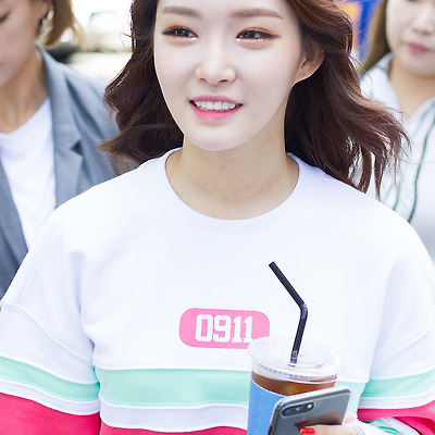 170829 KBS 유희열의 스케치북 출근 청하 직찍