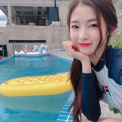 아린이 래쉬가드 사진 7장