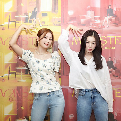 레드벨벳(Red Velvet) 아이린&슬기 유닛 데뷔 일문일답 인터뷰 고화질 화보 7장