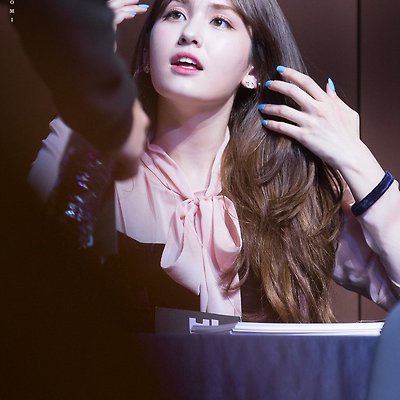전소미 고화질 사진 27장