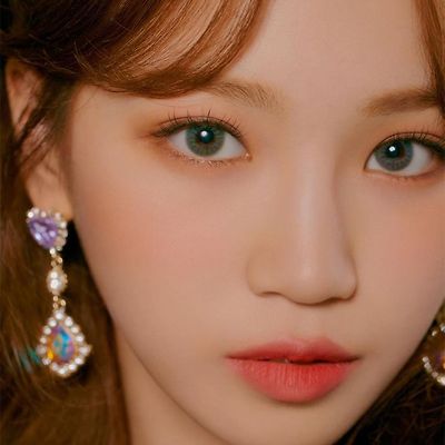 트와이스 초동 15만 → 아이즈원 초동 35만 ↑