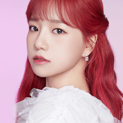 아이즈원(IZONE) 장원영 조유리 안유진 최예나 히토미 나코 미슈 블루밍 'IRIS GLOW' 컬렉션 고화질 화보 7장