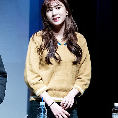 [19.01.19] 에이핑크 PERCENT(%%) 신촌 팬사인회 하영 직찍 Part-1 by 두탕구리