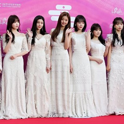 [아이즈원 시상식] IZONE(アイズワン) 시상식 & 레드카펫 장원영, 미야와키 사쿠라, 조유리, 최예나, 안유진, 야부키 나코, 권은비, 강혜원, 혼다 히토미, 김채원, 김민주, 이채연