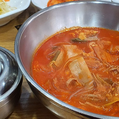 옛날전통육개장을 먹어보다